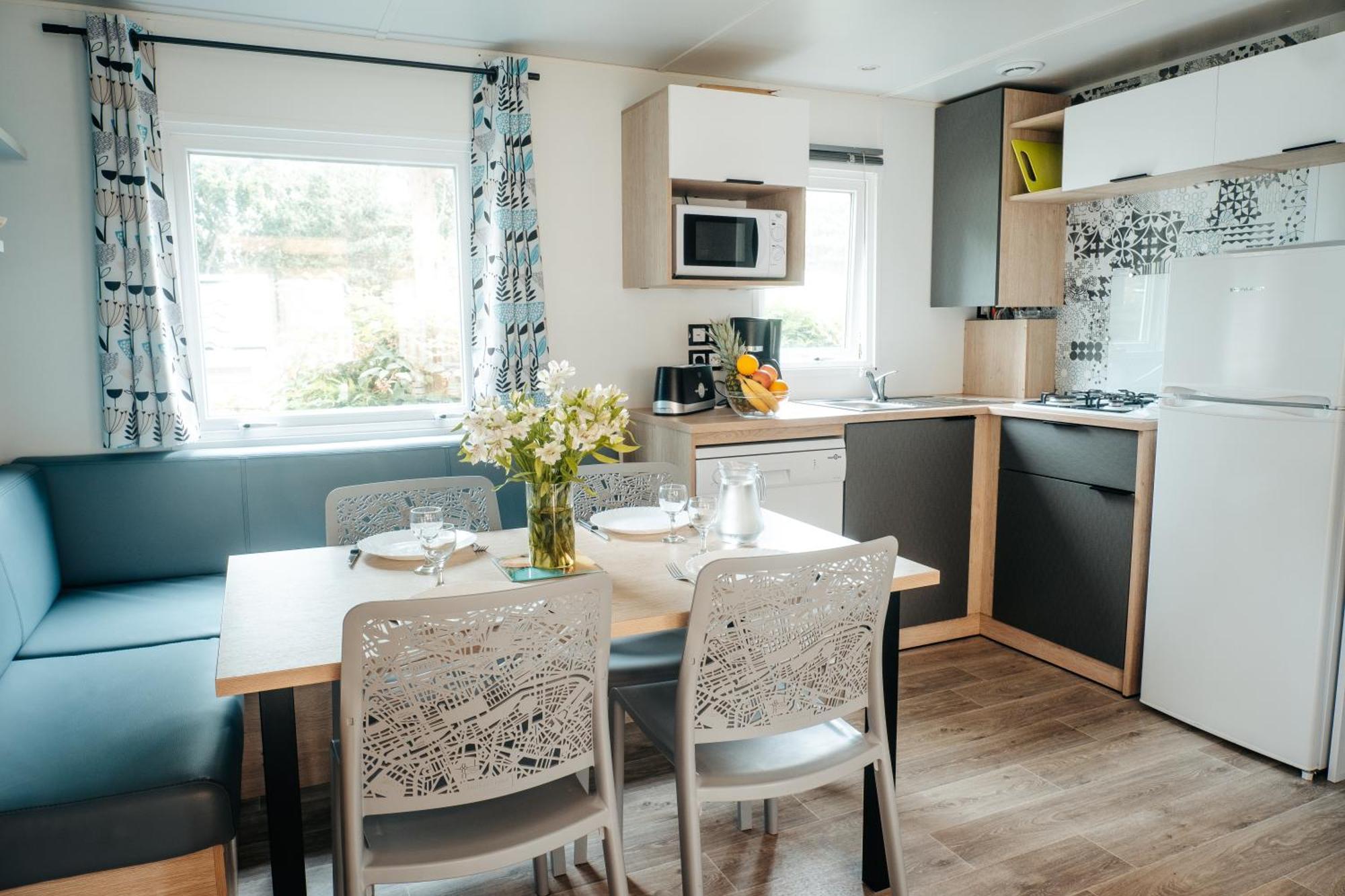 Mobil Home Xxl 4 Chambres - Camping Le Viaduc Millau Luaran gambar